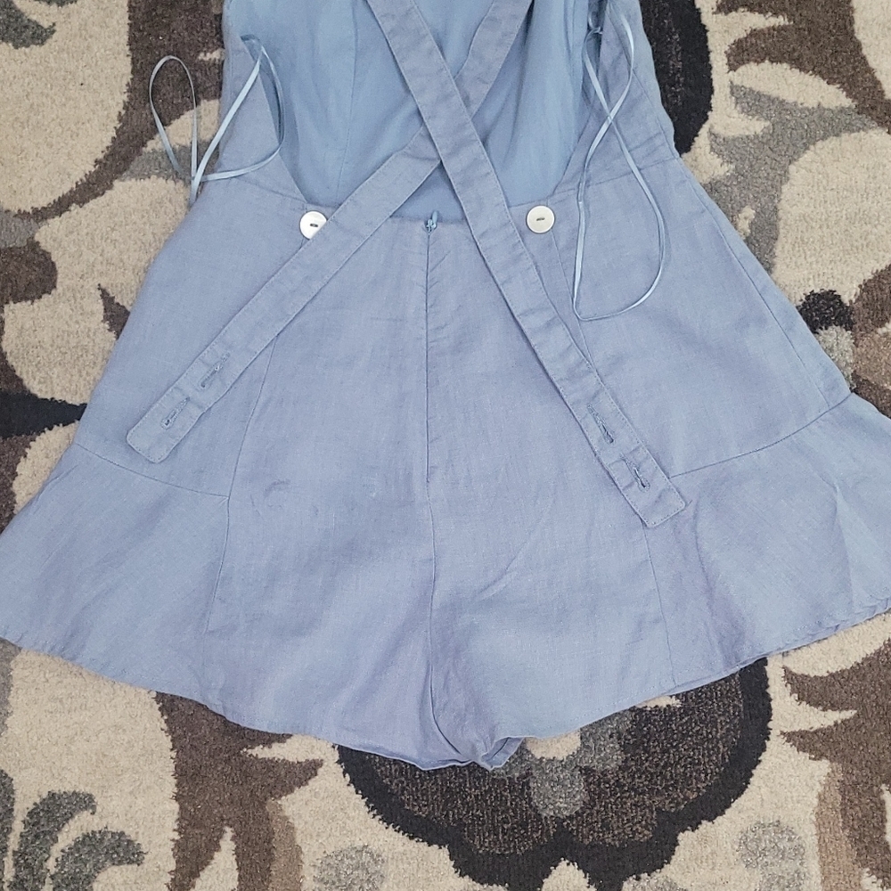 Chambray Ruffle Hem Cross-Back Linen Romper Short Shorts Effortless Fashion - Picture 6 of 11